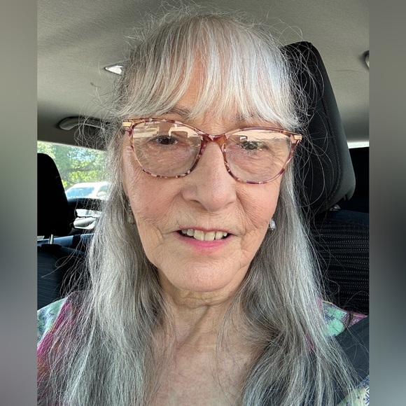 Meet your Posher, Rose marie - Picture 1 of 4